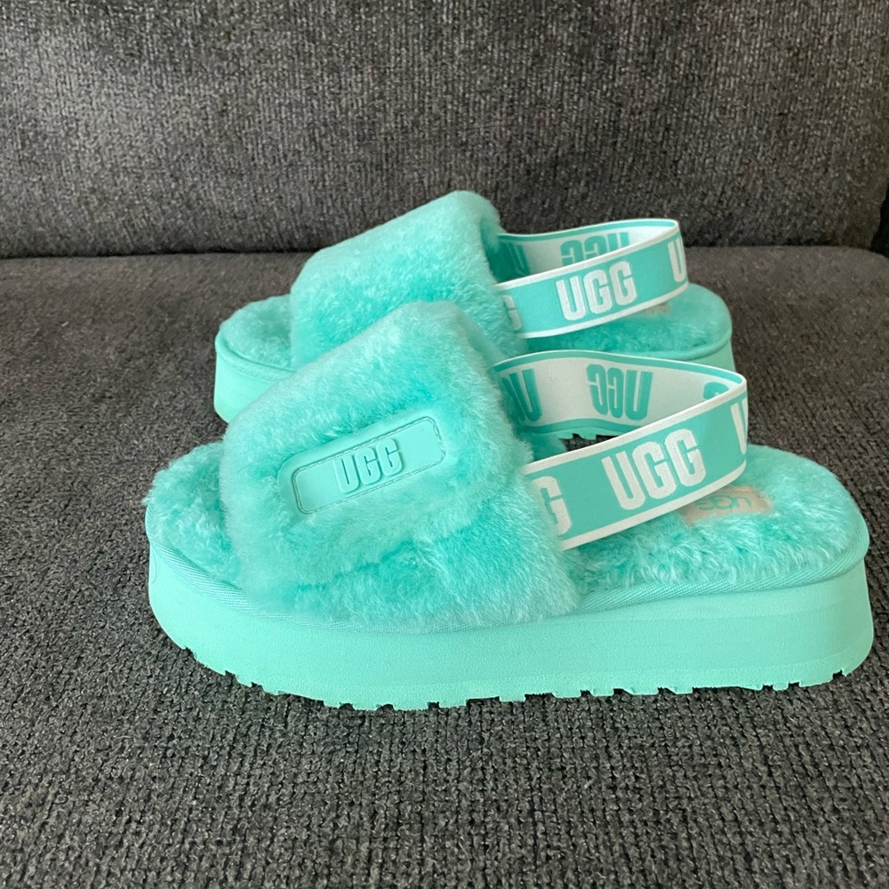 UGG slippers , size 8